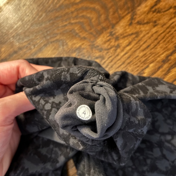 Lululemon Align Leggings (Black/Grey Cheetah/Camo) - Picture 3 of 4